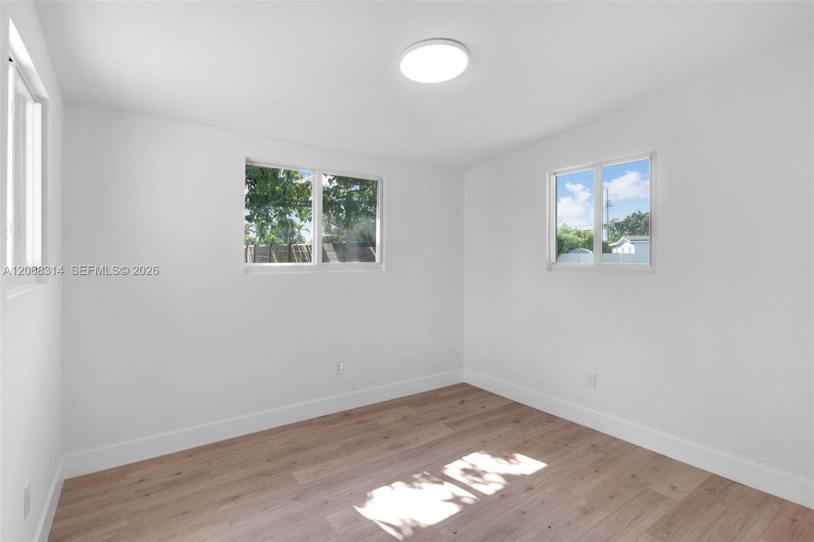 11445 SW 43rd Ter, Miami, FL 33165 photo 5