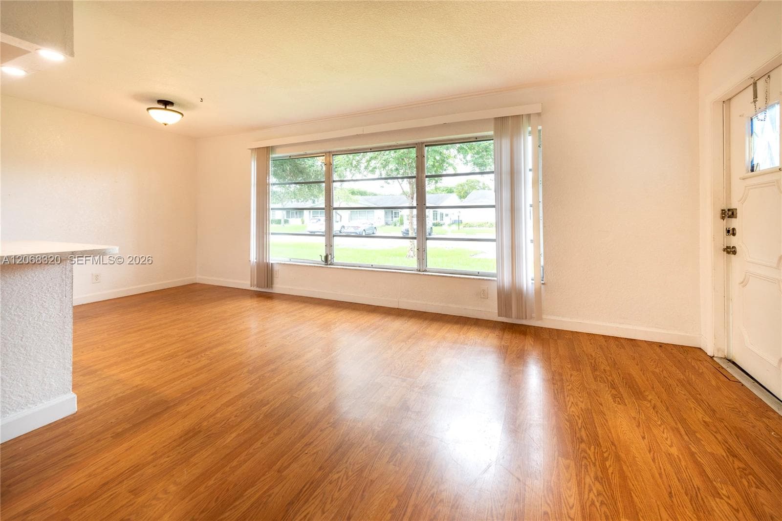 8555 NW 10th St # B106, Plantation, FL 33322 photo 4