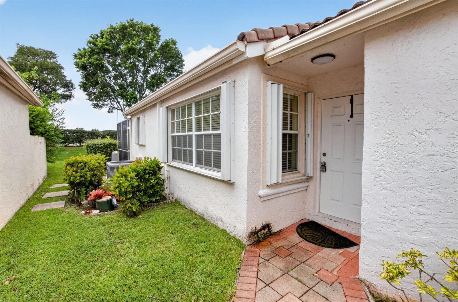 7666 Rockport Circle, Lake Worth, FL 33467 photo 2
