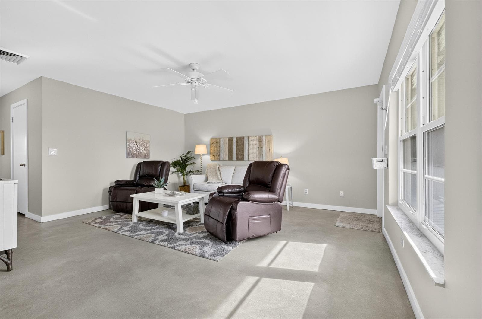 72 Royal Oak Court # 202, Vero Beach, FL 32962 photo 5