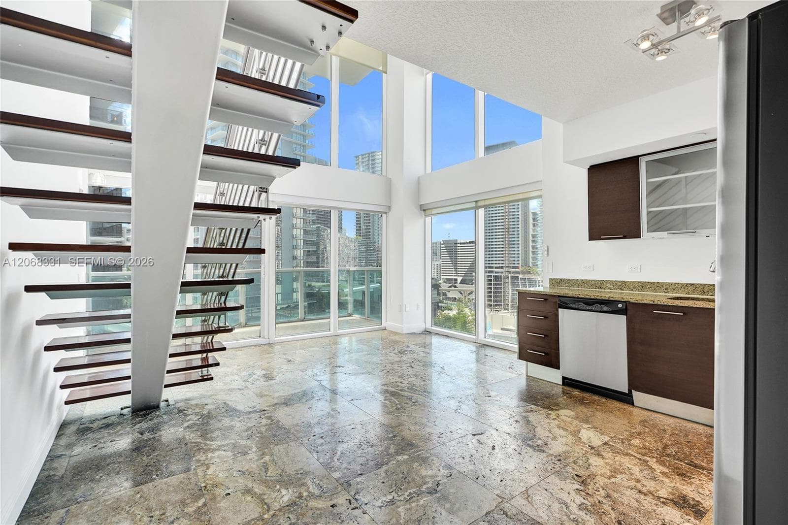 Brickell on the River South Tower photo 2