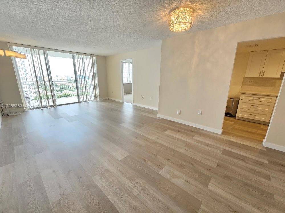 18081 Biscayne Blvd # 1702, Aventura, FL 33160 photo 5