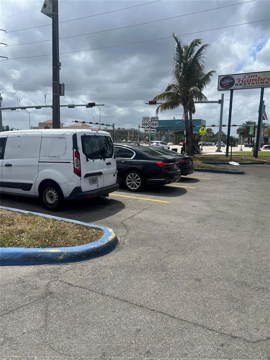 5939 HOLLYWOOD Boulevard, Hollywood, FL 33021 photo 3