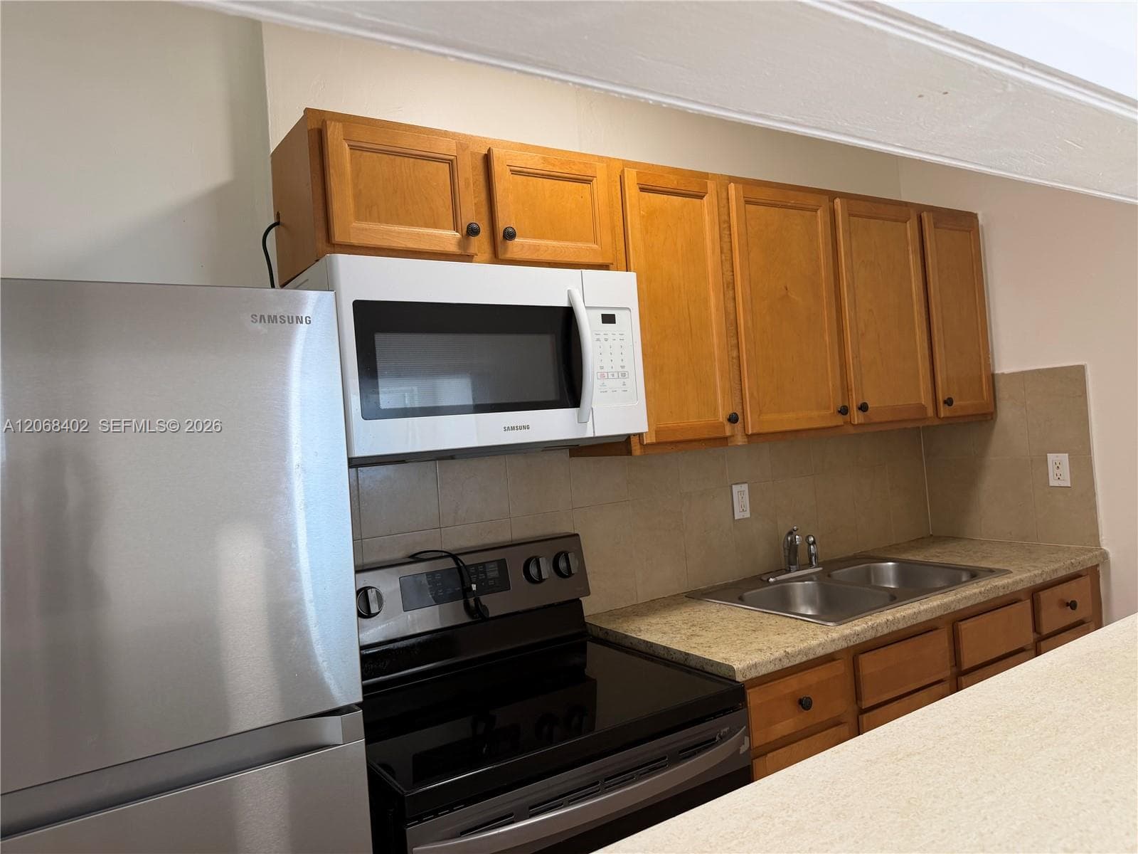 636 SW 8th Ave # 636, Miami, FL 33130 photo 5
