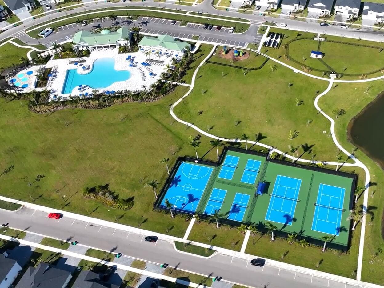 13025 SW FORLI Way, Port St. Lucie, FL 34987 photo 5
