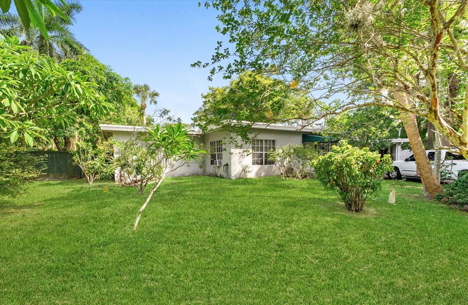 330 NW 32ND Court, Oakland Park, FL 33309 photo 2