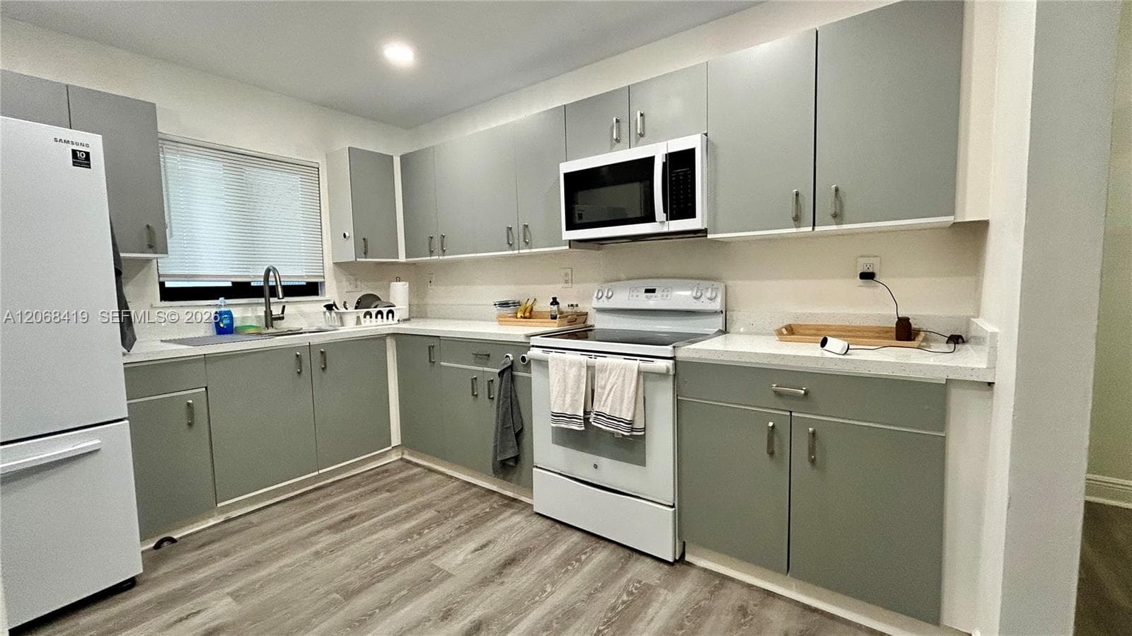 230 NW 8th Ave, Dania Beach, FL 33004 photo 5