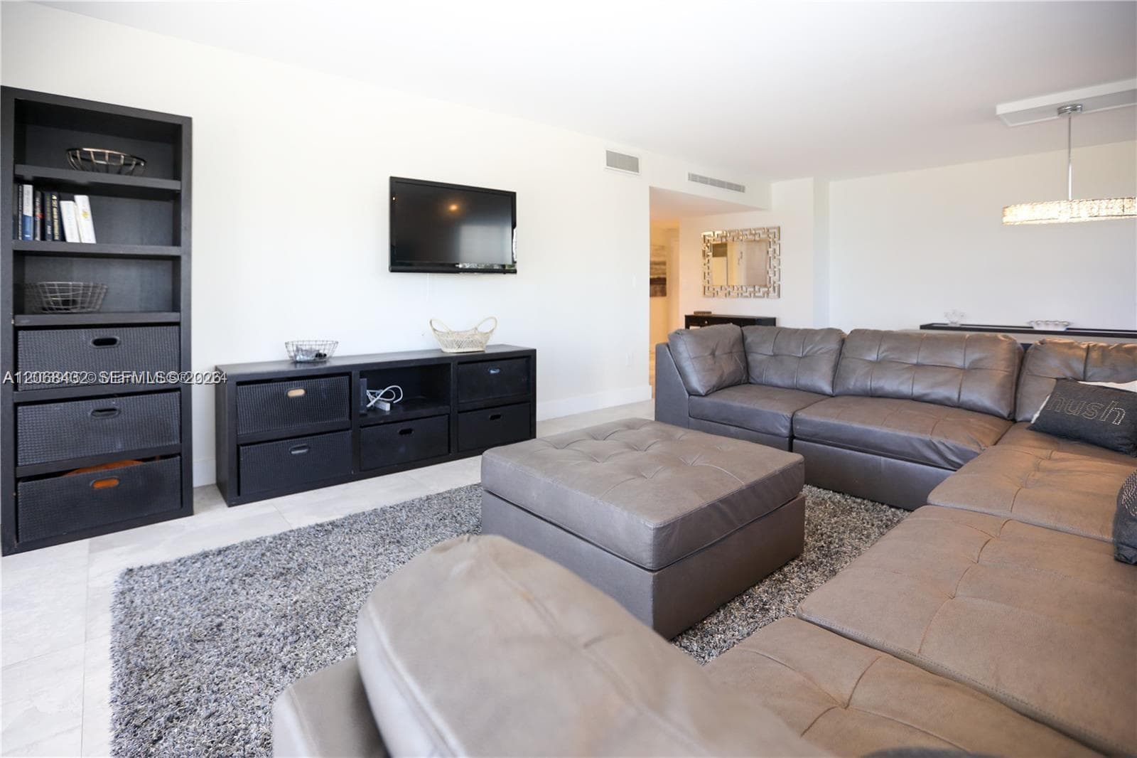 300 Bayview Dr # 216, Sunny Isles Beach, FL 33160 photo 5