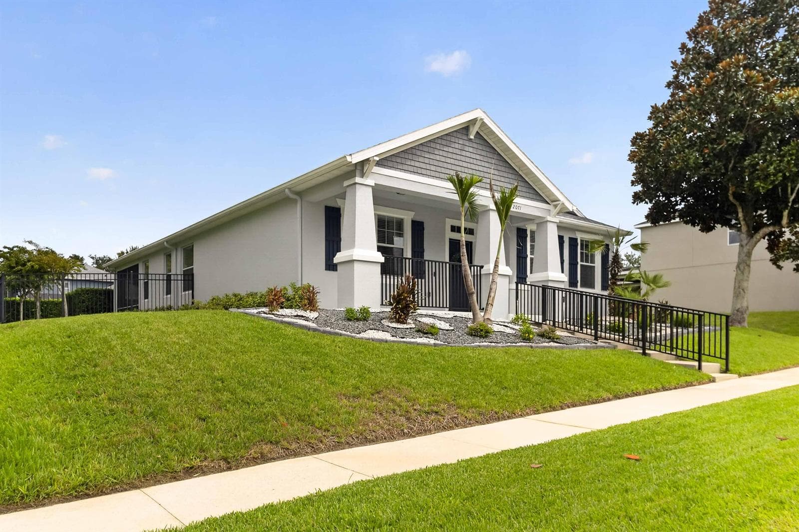 2071 RAFTON Road, FL 32703 photo 2