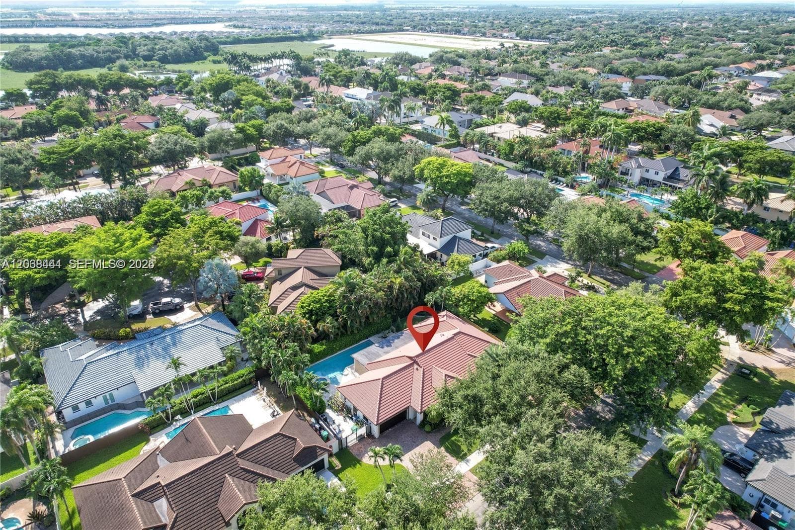 15600 NW 82nd Ct, Miami Lakes, FL 33016 photo 2
