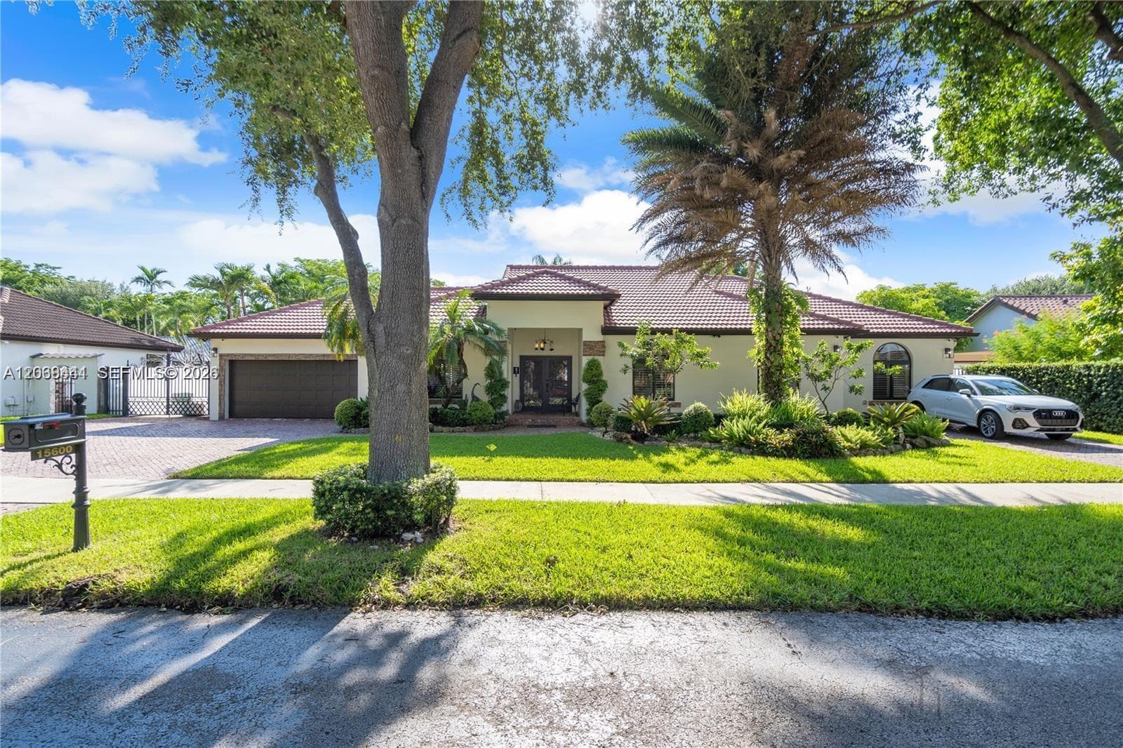 15600 NW 82nd Ct, Miami Lakes, FL 33016 photo 5