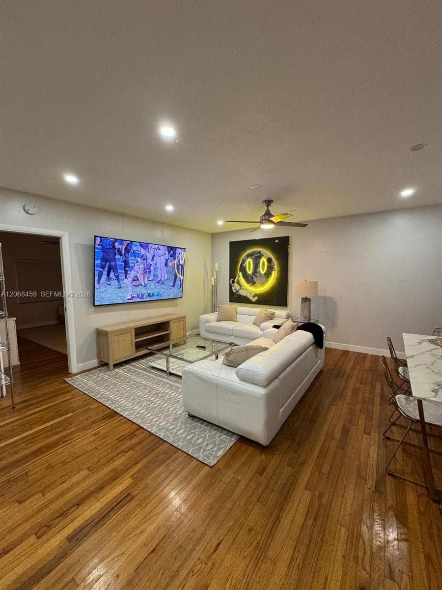 101 Collins Ave # 3, Miami Beach, FL 33139 photo 2