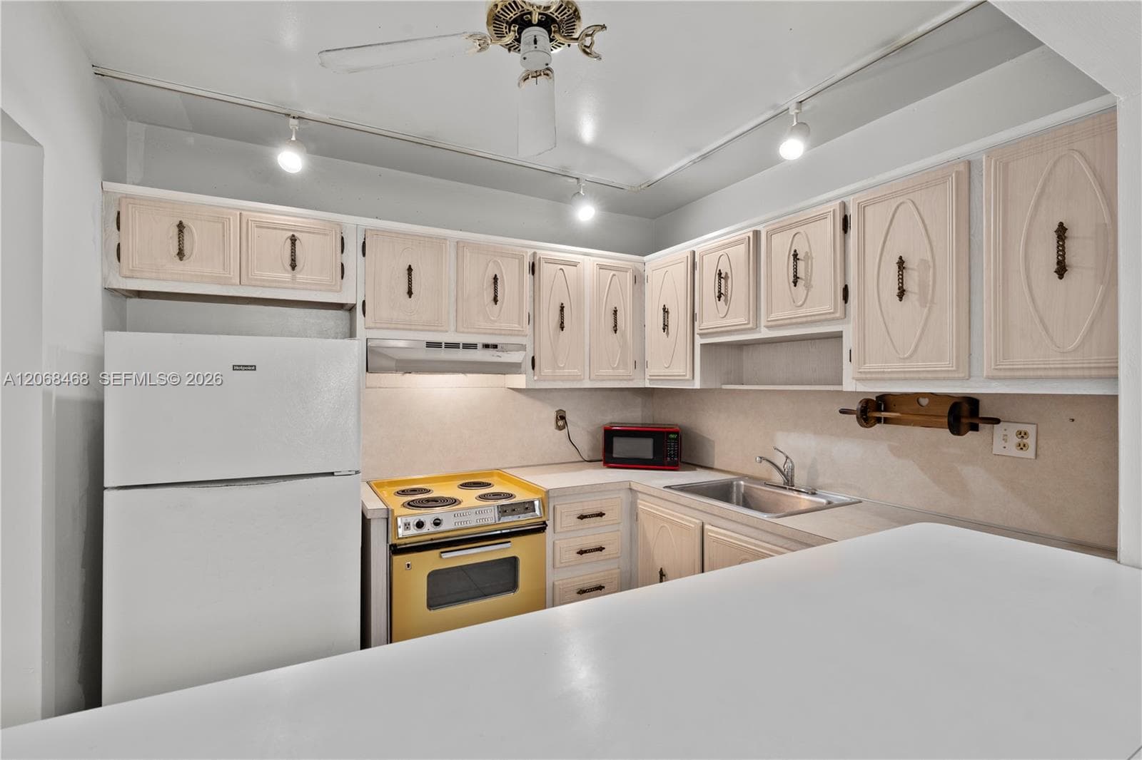 5620 SW 3rd Pl # 103, Margate, FL 33068 photo 3