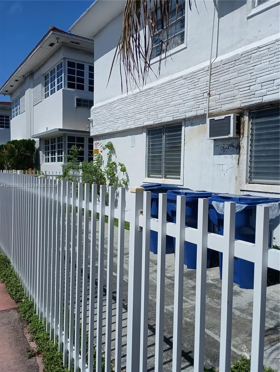 8132 Harding Ave # 1, Miami Beach, FL 33141 photo 2