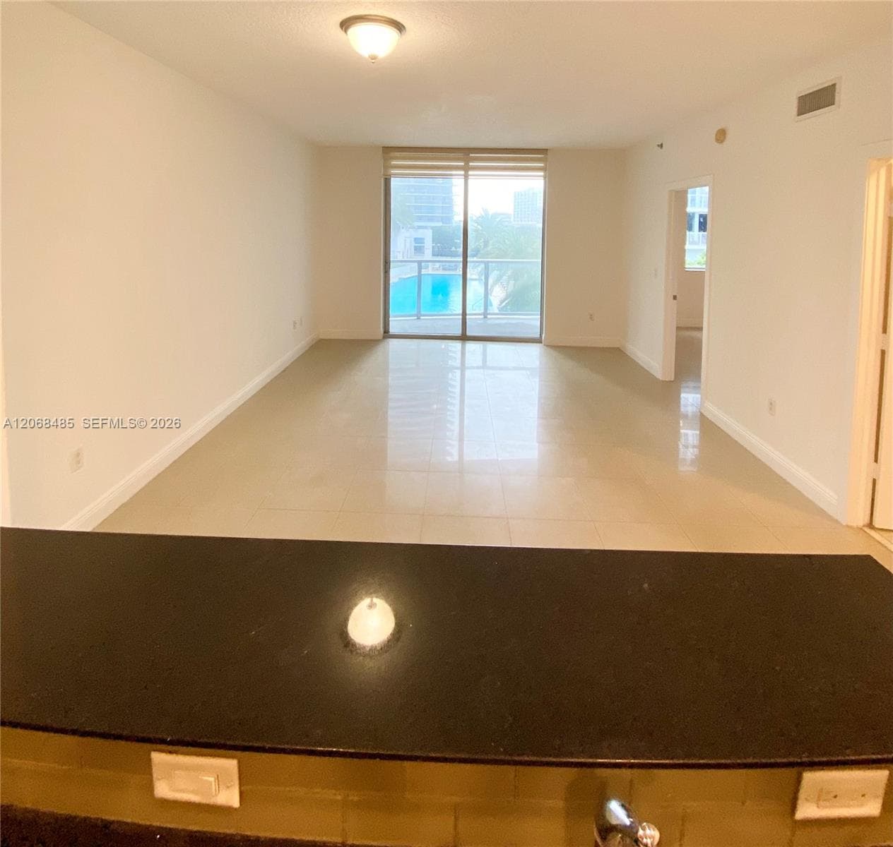 1060 Brickell Ave # 1413, Miami, FL 33131 photo 4