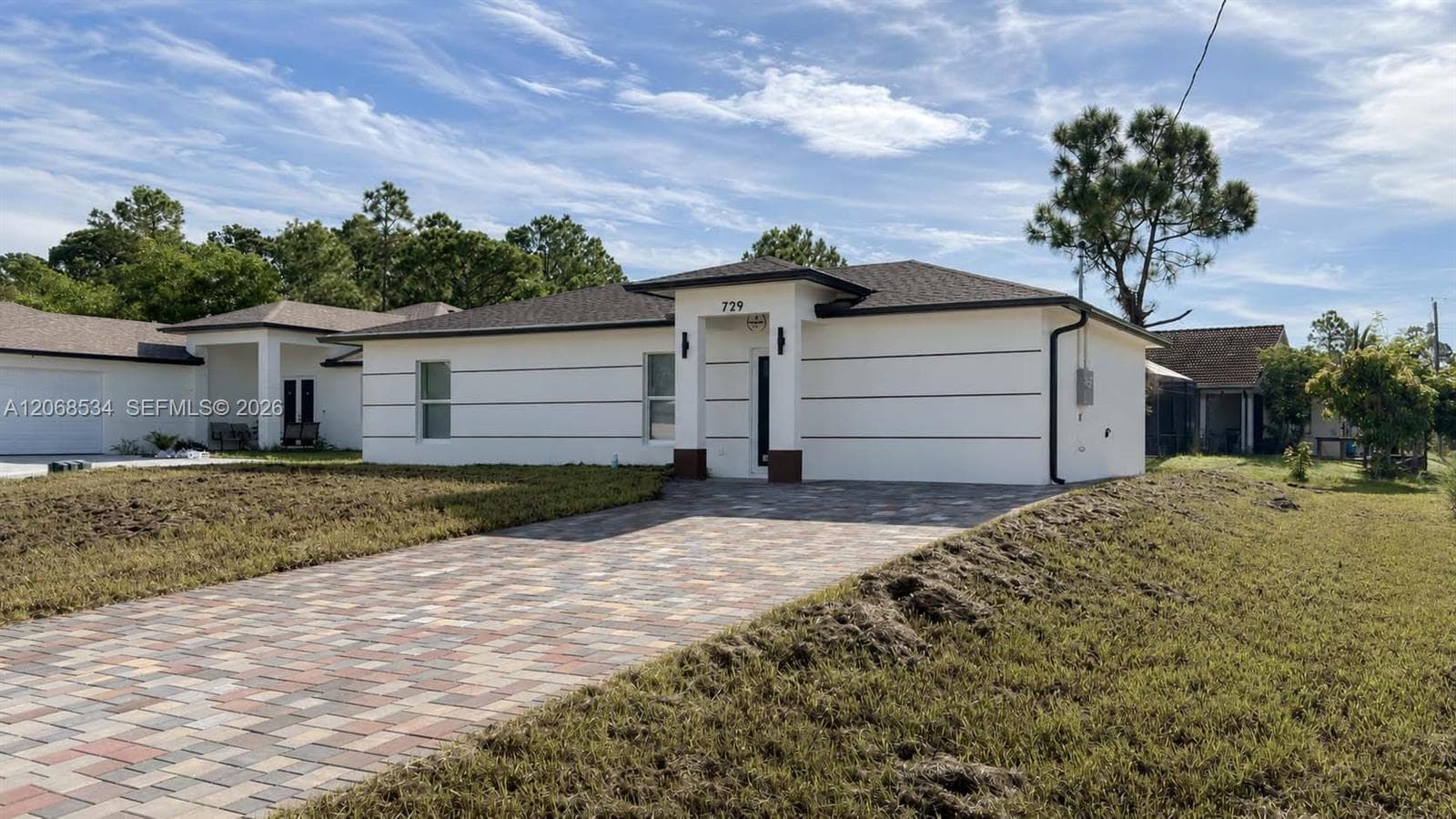 729 Anaconda Ave S, Lehigh Acres, FL 33974 photo 3