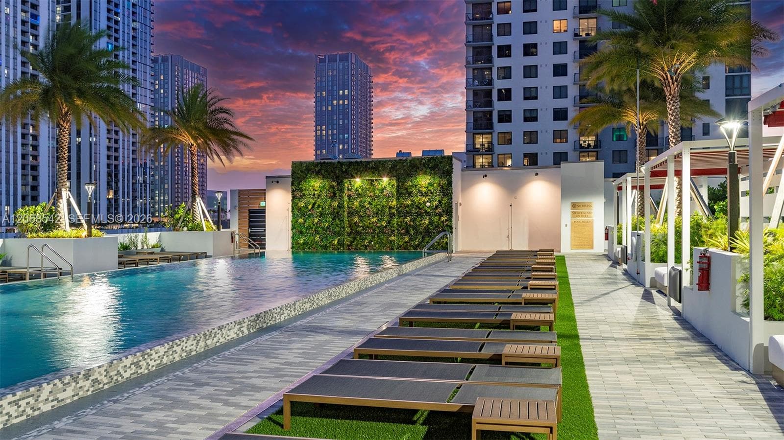 650 NE 2nd Ave # 4305, Miami, FL 33132 photo 3