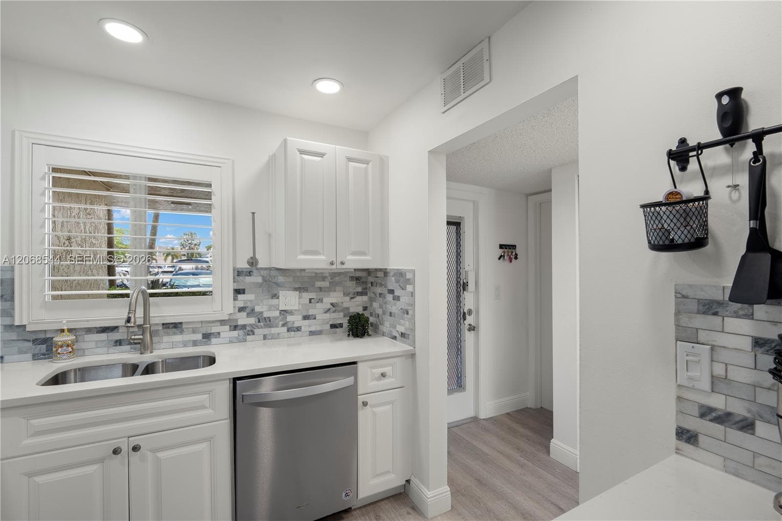 6750 Royal Palm Blvd # 107E, Margate, FL 33063 photo 4