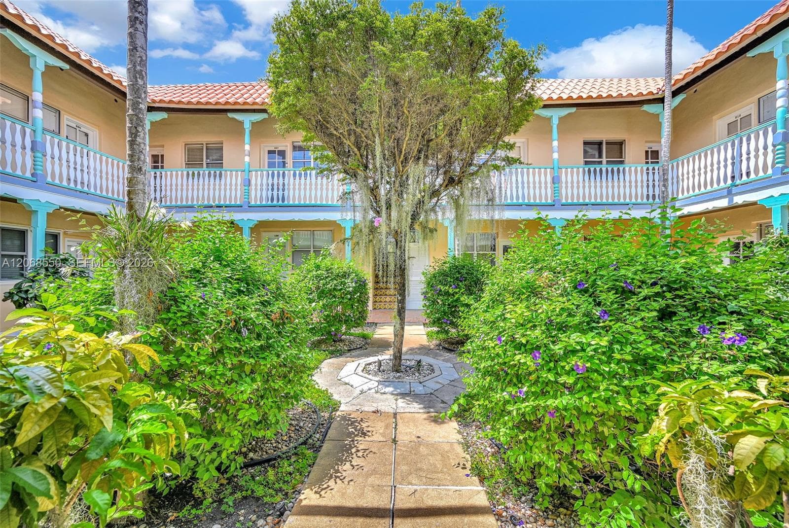 736 13th St # 207, Miami Beach, FL 33139 photo 4