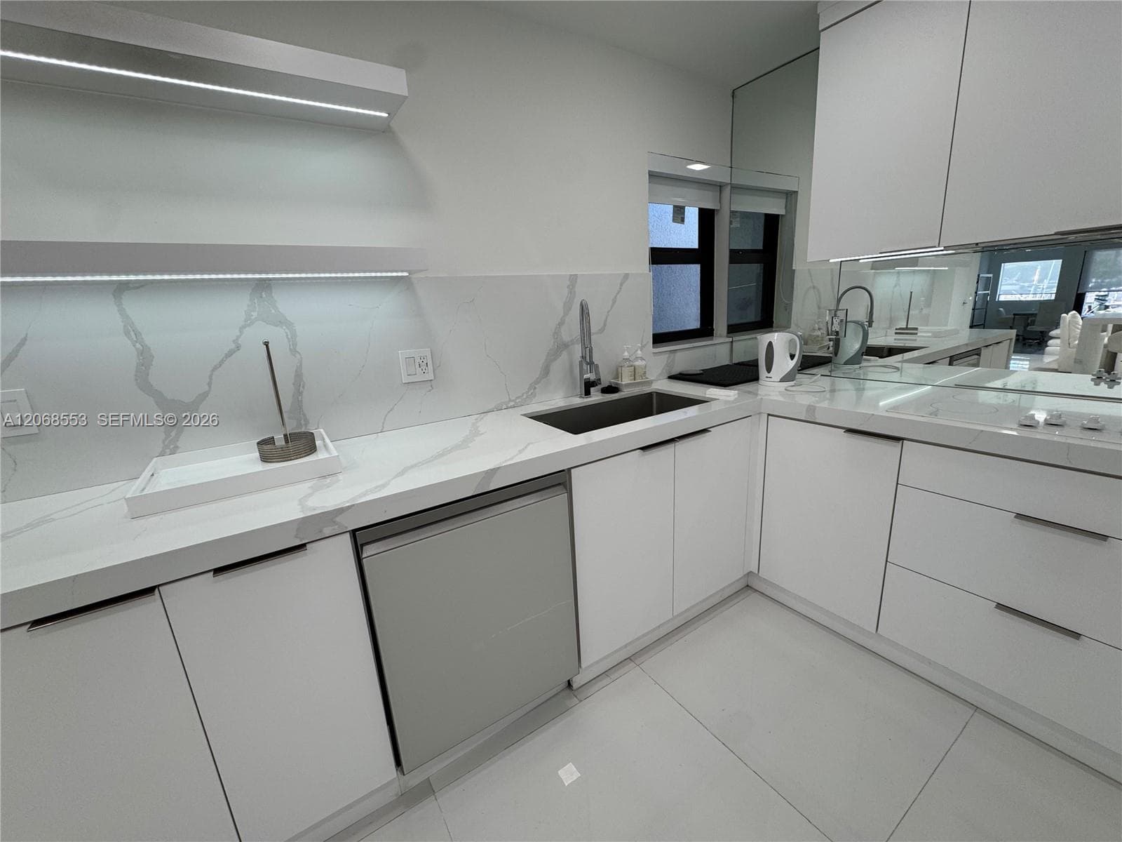336 Poinciana Dr # 1008, Sunny Isles Beach, FL 33160 photo 5