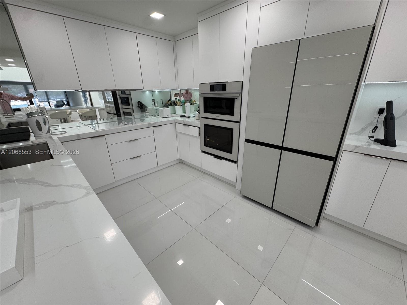 336 Poinciana Dr # 1008, Sunny Isles Beach, FL 33160 photo 4