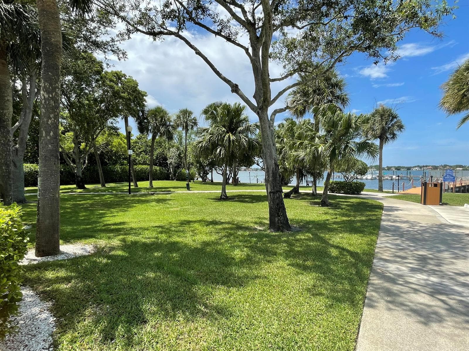 825 CENTER Street # 8A, Jupiter, FL 33458 photo 3