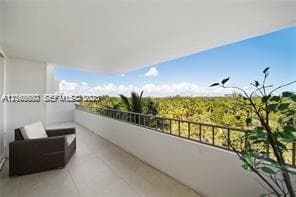 155 Ocean Lane Dr # 702, Key Biscayne, FL 33149 photo 3