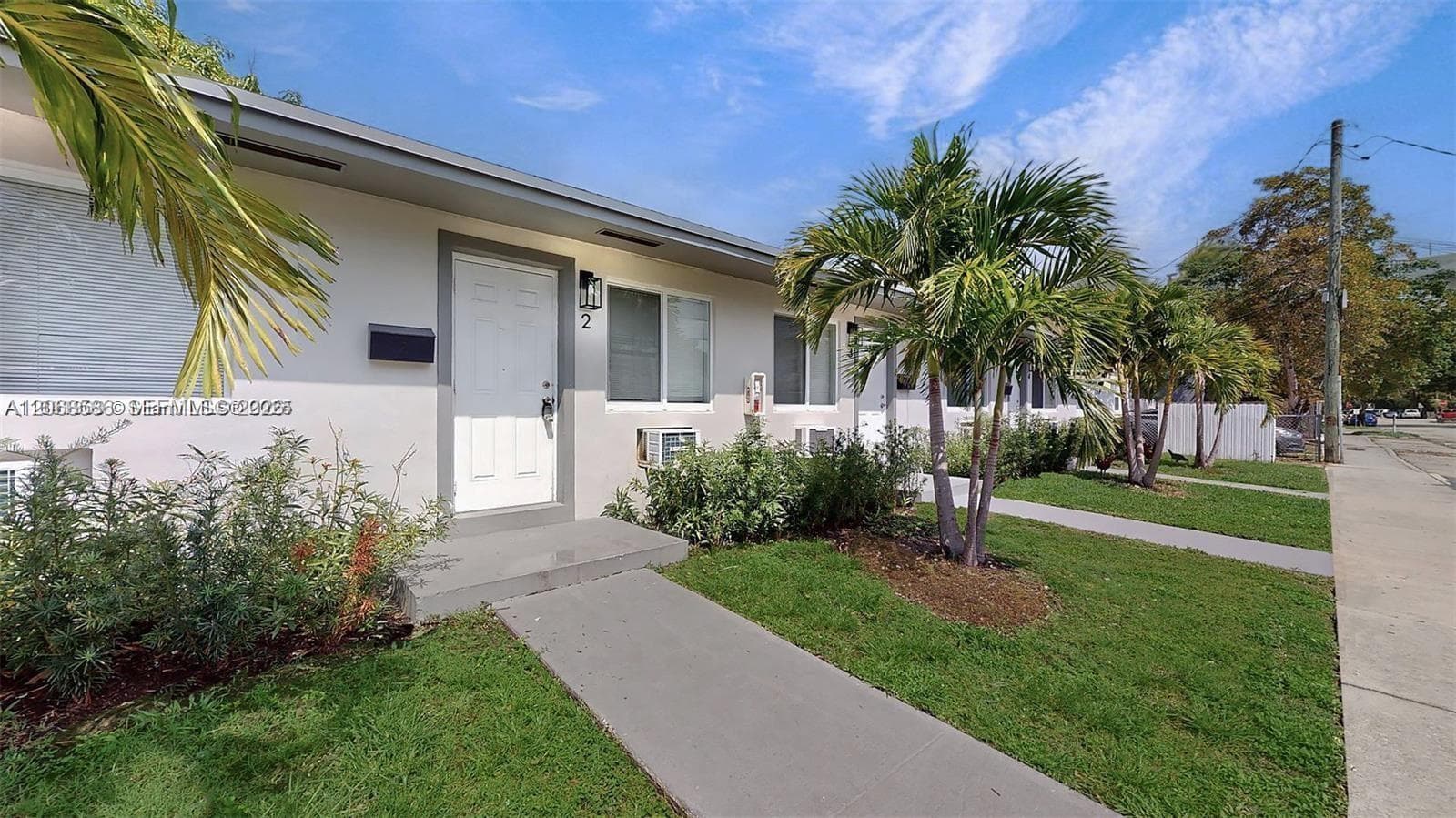 891 SW 5th St # 2, Miami, FL 33130 photo 3
