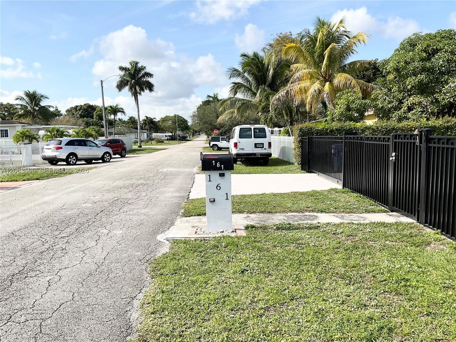 161 NW 145th St, Miami, FL 33168 photo 2