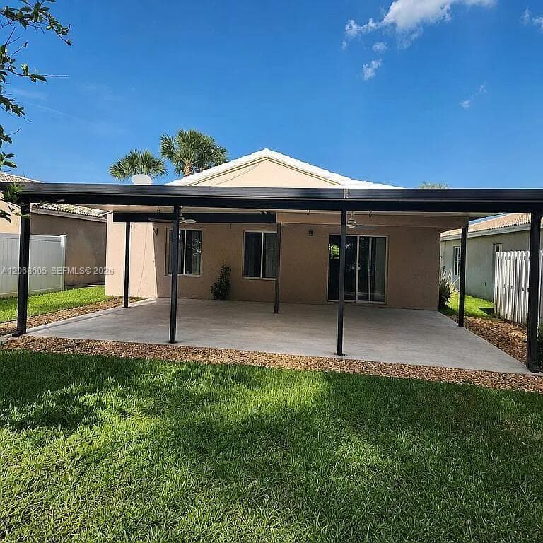 4638 SW 134th Ave, Miramar, FL 33027 photo 2