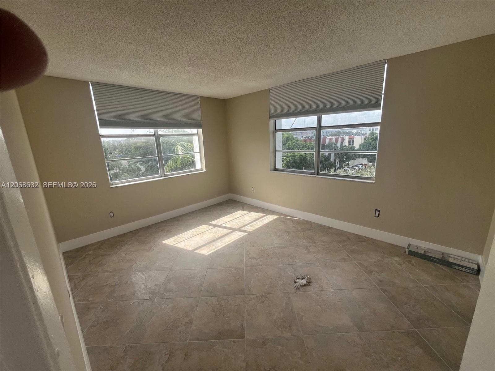 498 NW 165th St # D-501, Miami, FL 33169 photo 5