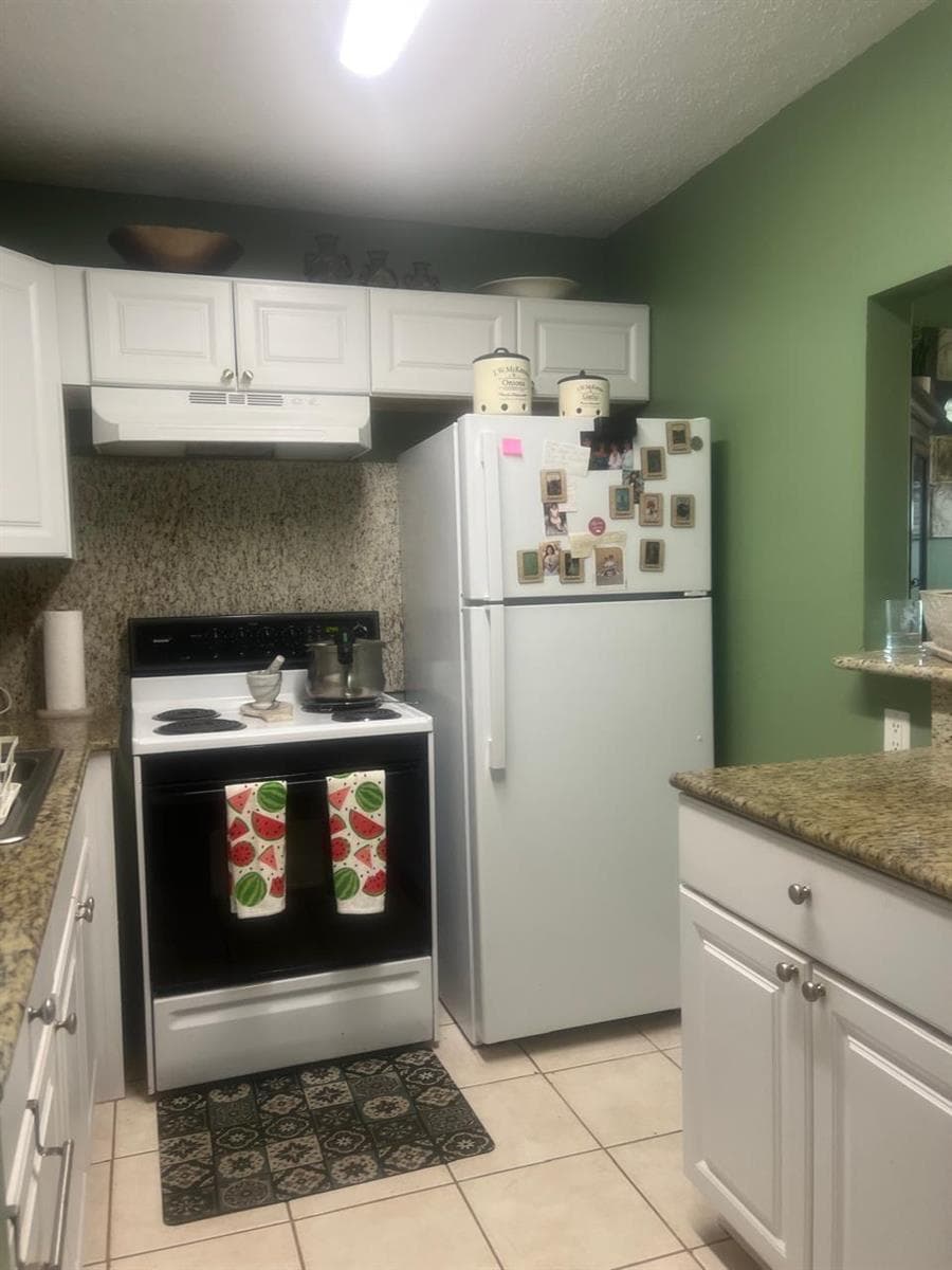102 SHEFFIELD E # 102, West Palm Beach, FL 33417 photo 2