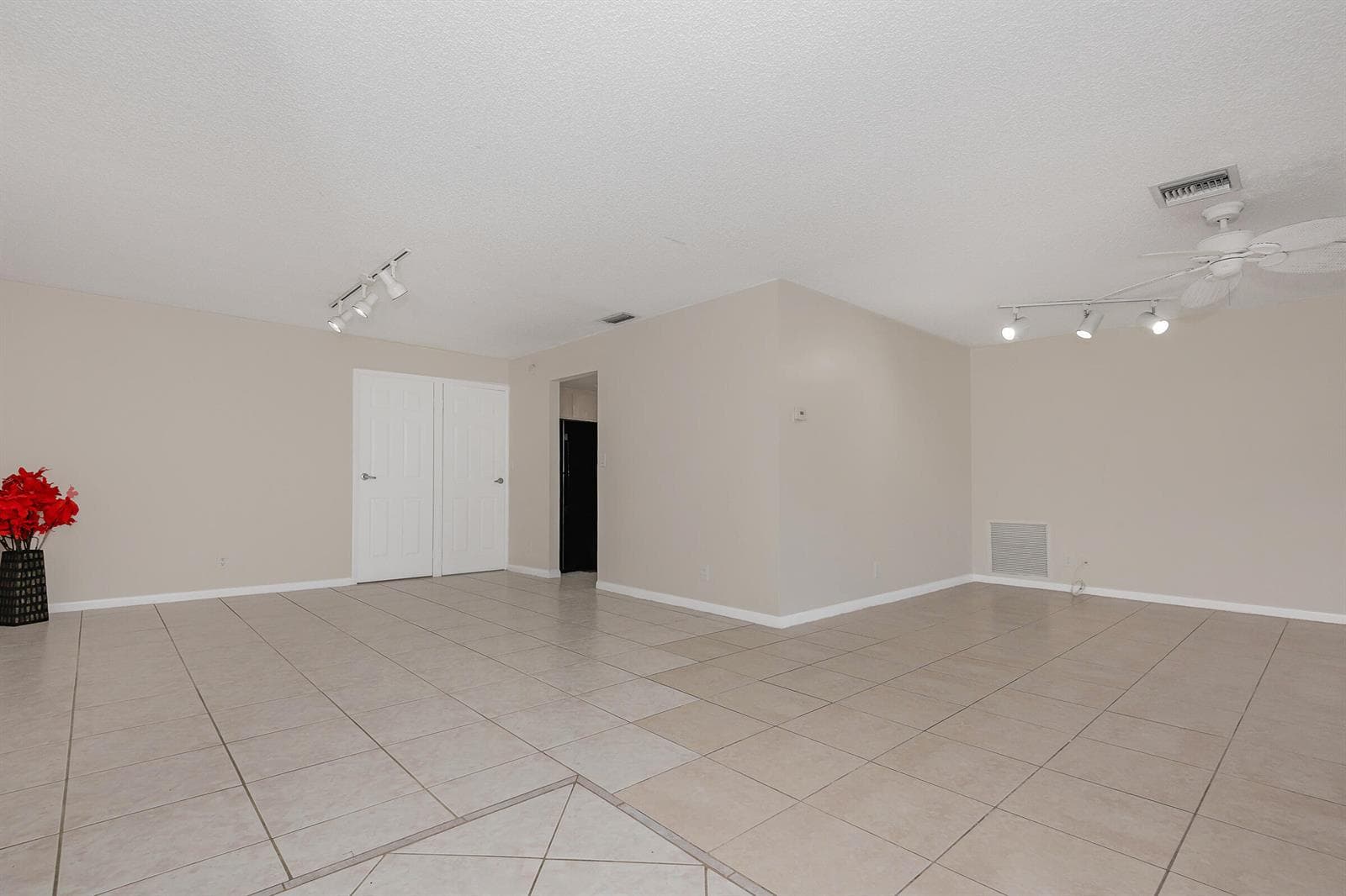 2831 NW 51ST Terrace, Margate, FL 33063 photo 5