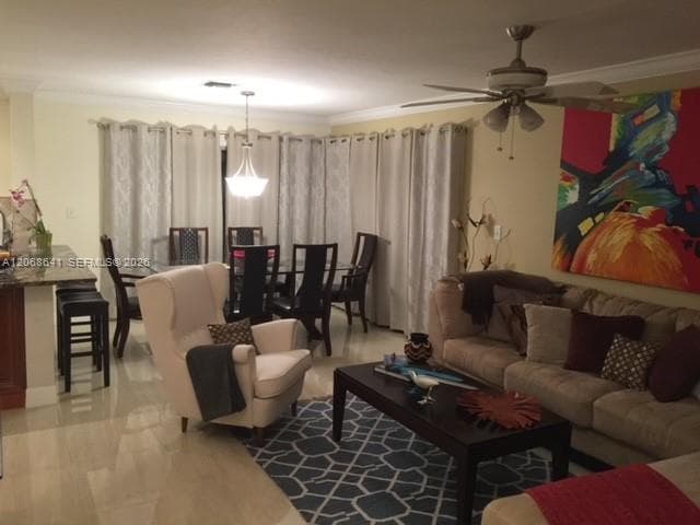 9888 NW 2nd St, Plantation, FL 33324 photo 5
