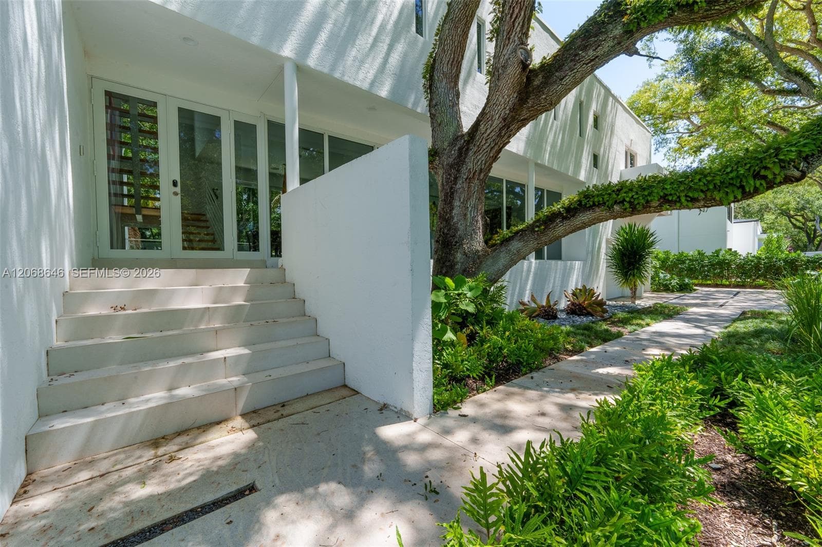 7277 SW 165th St, Palmetto Bay, FL 33157 photo 3