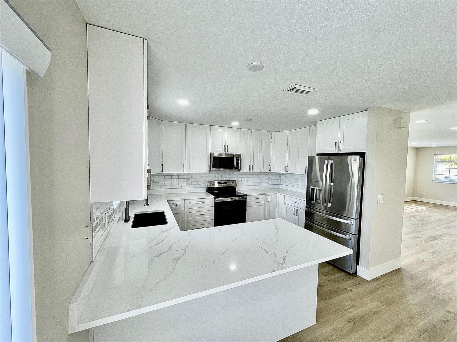 12149 NW 34TH Street, Sunrise, FL 33323 photo 4