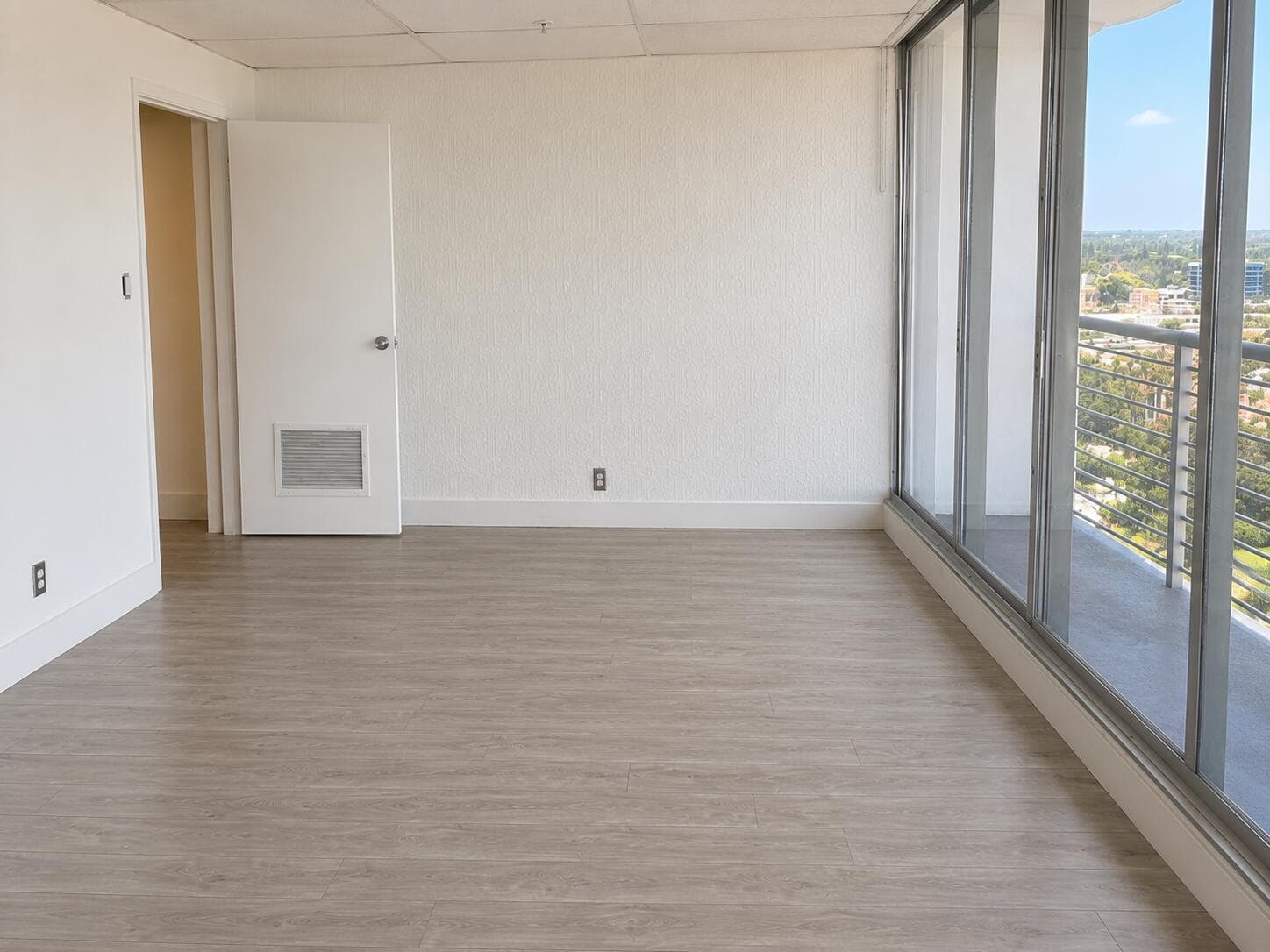1720 HARRISON Street # 18C, Hollywood, FL 33020 photo 4