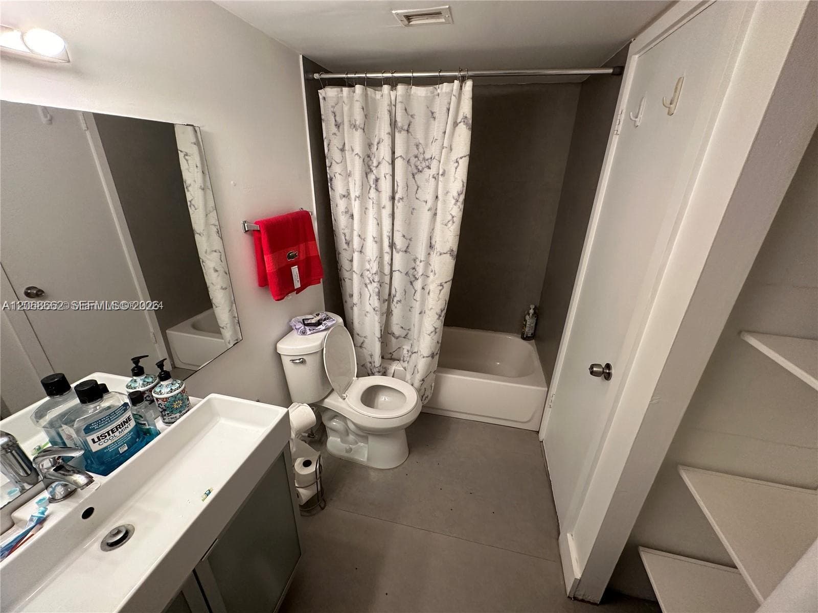 486 NW 165th St # b-303, Miami, FL 33169 photo 5