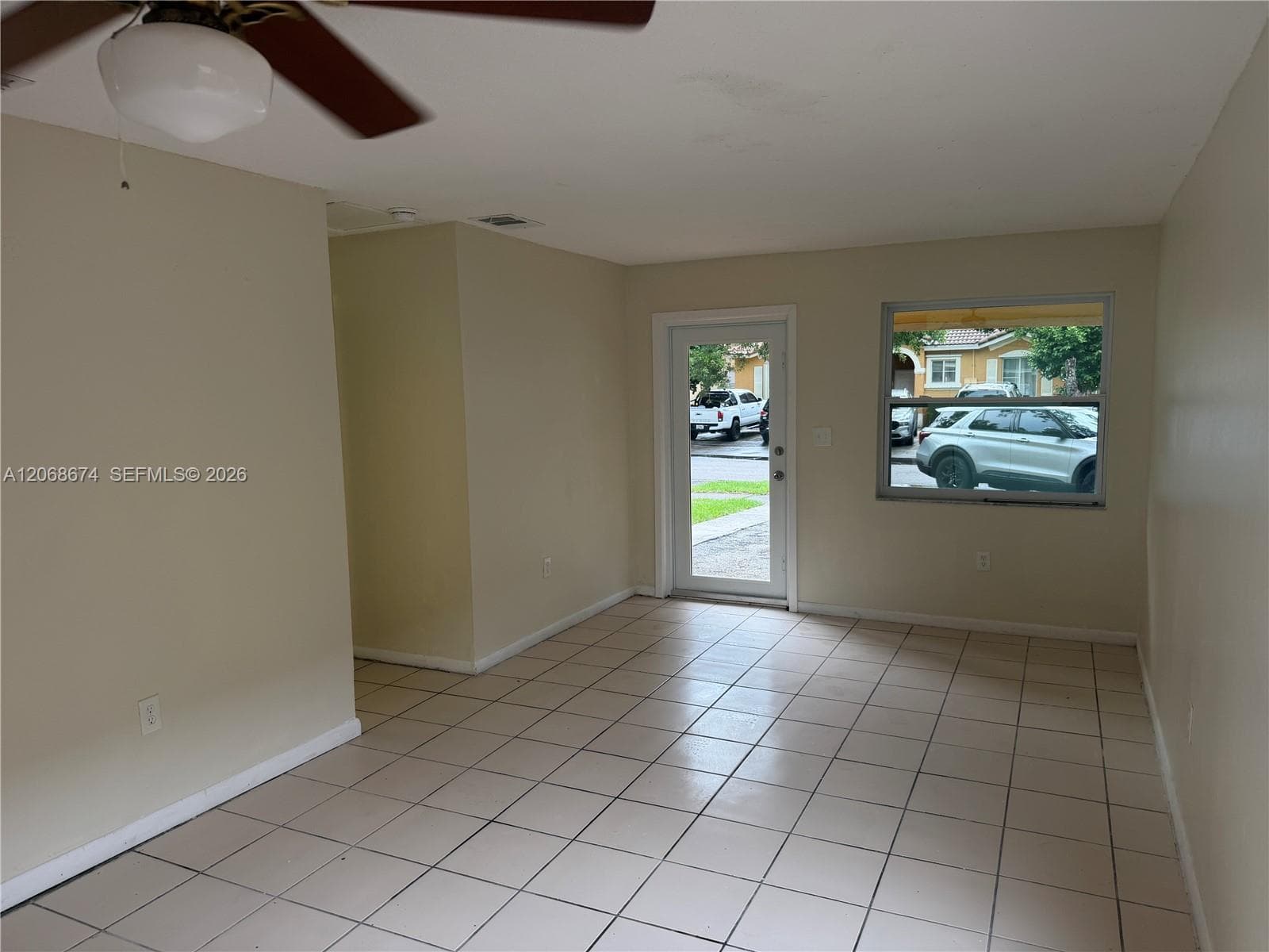 70 SW 14th Ter, Homestead, FL 33030 photo 2