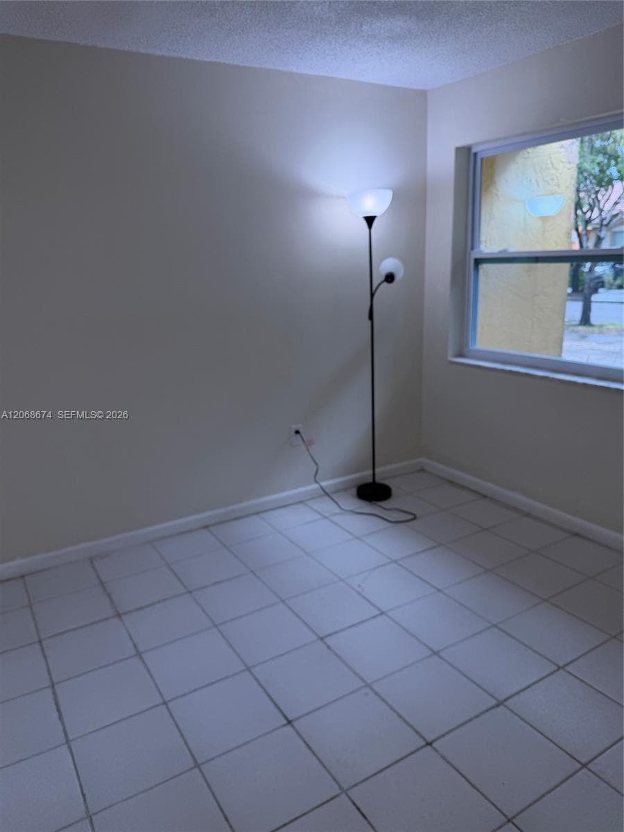 70 SW 14th Ter, Homestead, FL 33030 photo 4