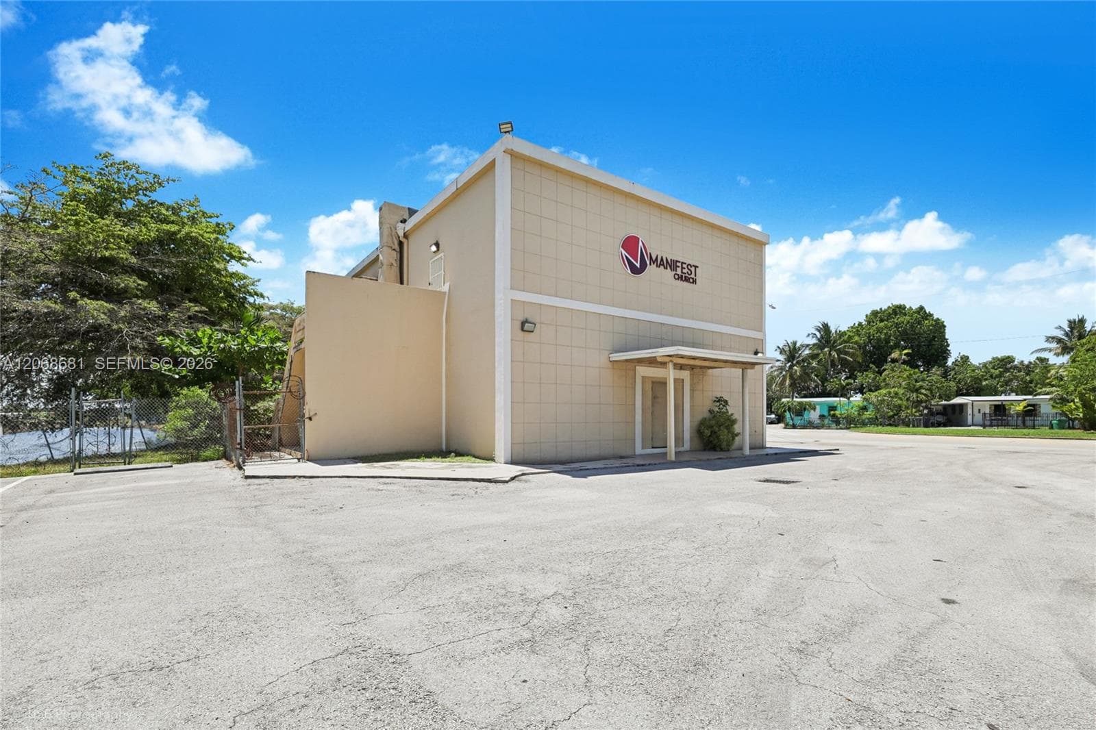 680 Superior St, Opa-Locka, FL 33054 photo 4