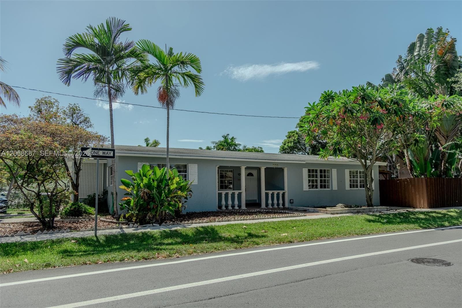 729 NE 2nd Ct # 729, Hallandale Beach, FL 33009 photo 2