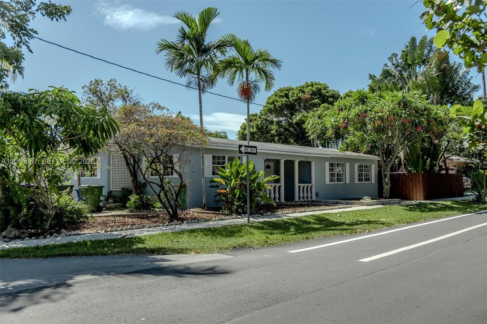 729 NE 2nd Ct # 729, Hallandale Beach, FL 33009 photo 3