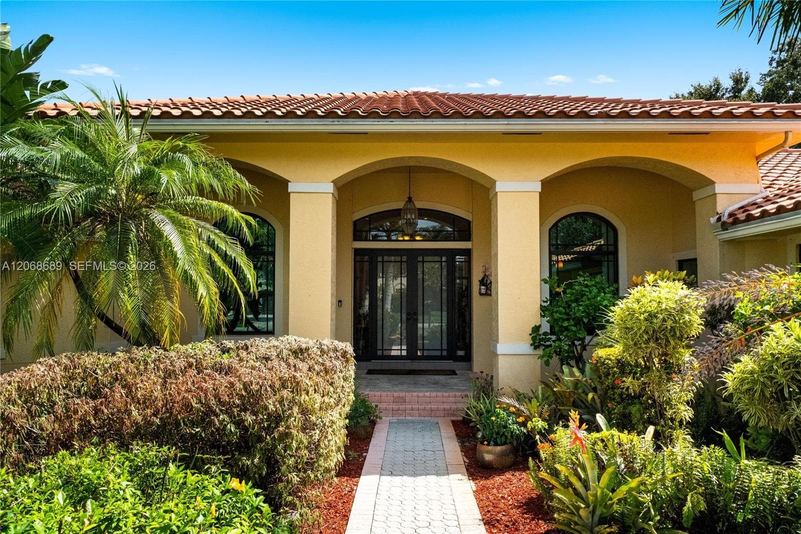 10660 SW 44th Ct, Davie, FL 33328