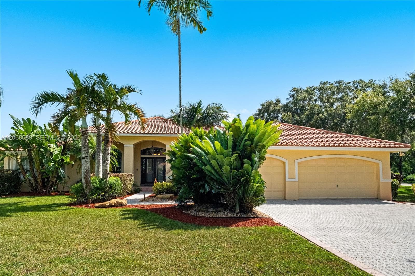 10660 SW 44th Ct, Davie, FL 33328 photo 4