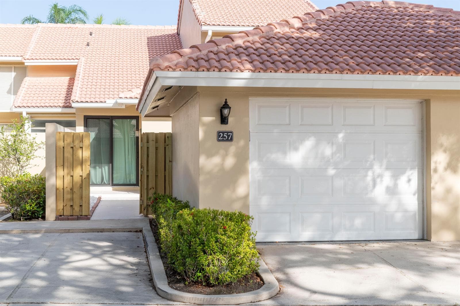 257 OLD MEADOW Way, Palm Beach Gardens, FL 33418 photo 4
