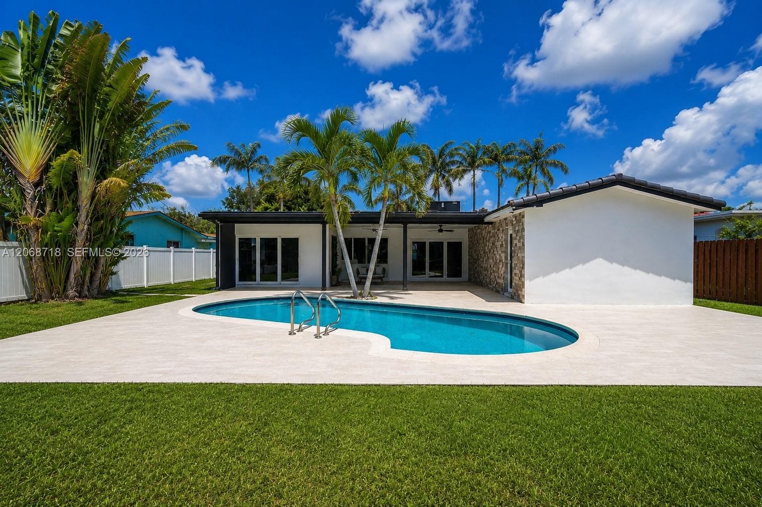 5424 Garfield St, Hollywood, FL 33021 photo 4