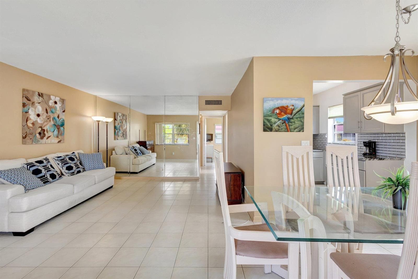 64 COVENTRY C, West Palm Beach, FL 33417 photo 4