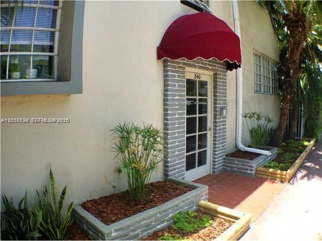 840 10th St # 9, Miami Beach, FL 33139 photo 2