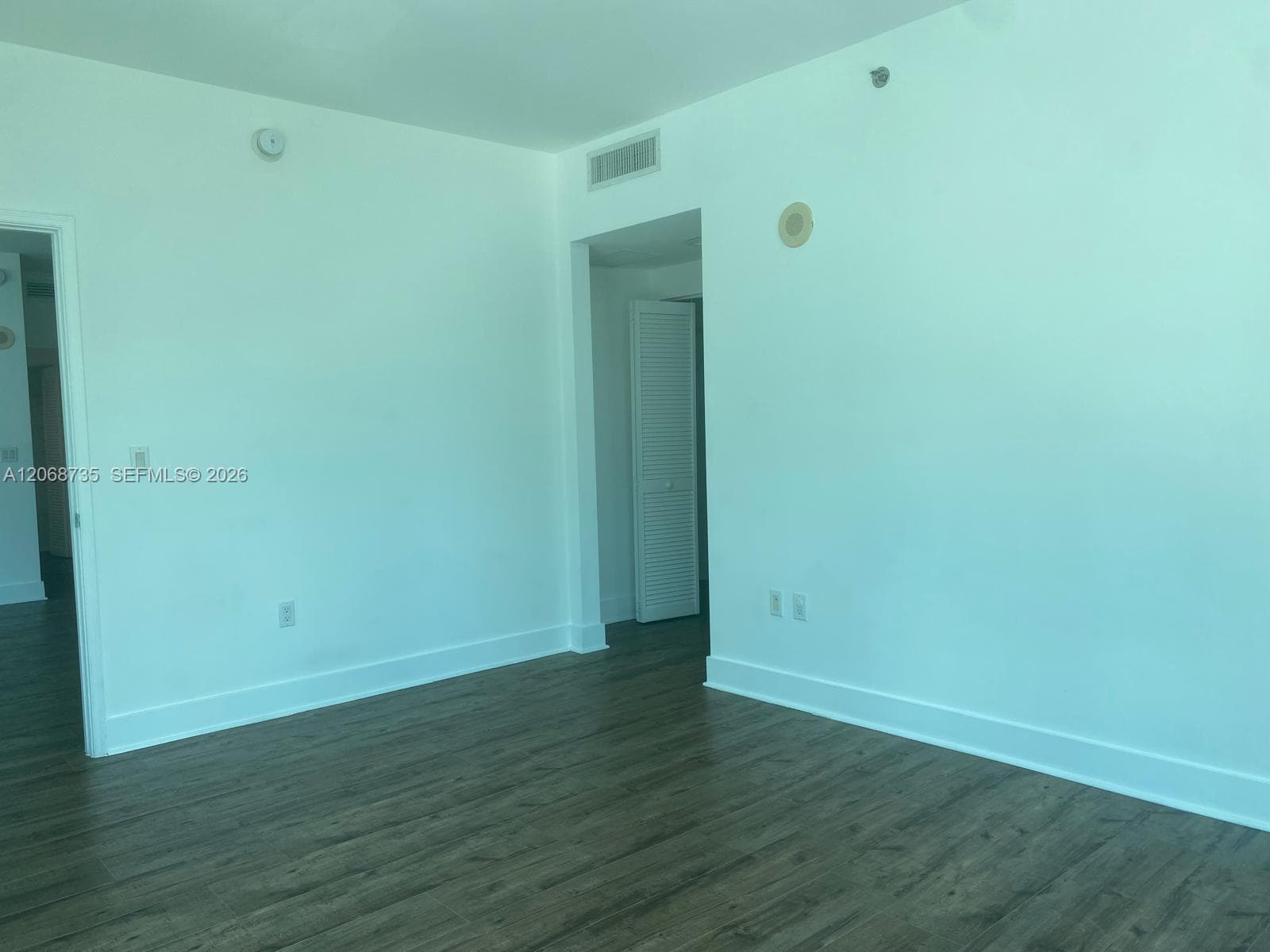 951 Brickell Ave # 1210, Miami, FL 33131 photo 4